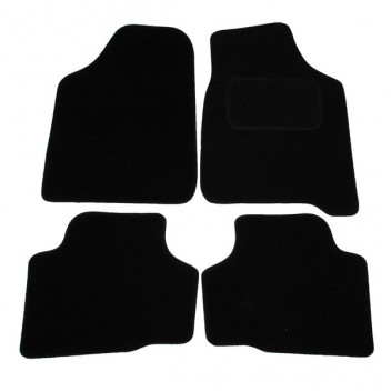 Image for Classic Tailored Car Mats Kia Carens 2002 - 06